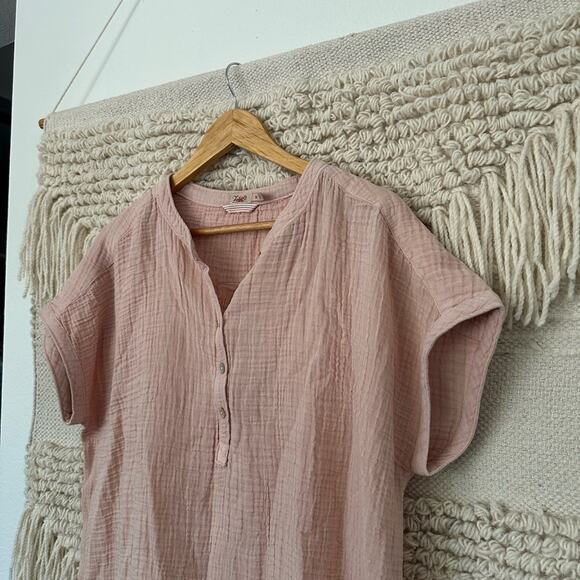 Faherty Dream Cotton Gauze Desmond Blouse - Picture 2 of 7